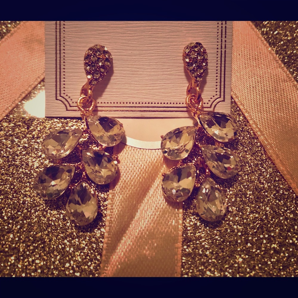 Darling Gold Costume Tear Drop Earrings